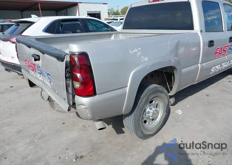 2004 Chevrolet Silverado 2500 Ls z USA, uszkodzony, nr VIN 1GCGC23U94F176306